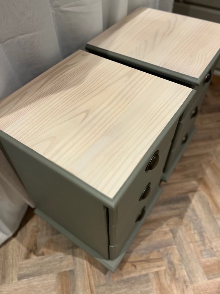 Solid Wood Bedside Tables 
