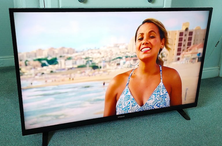 50" POLAROID SMART 4K ULTRA HD SLIM BIG SCREEN LED WIFI APPS TV RC LEGS TOP CONDITION-FREE DELIVERY