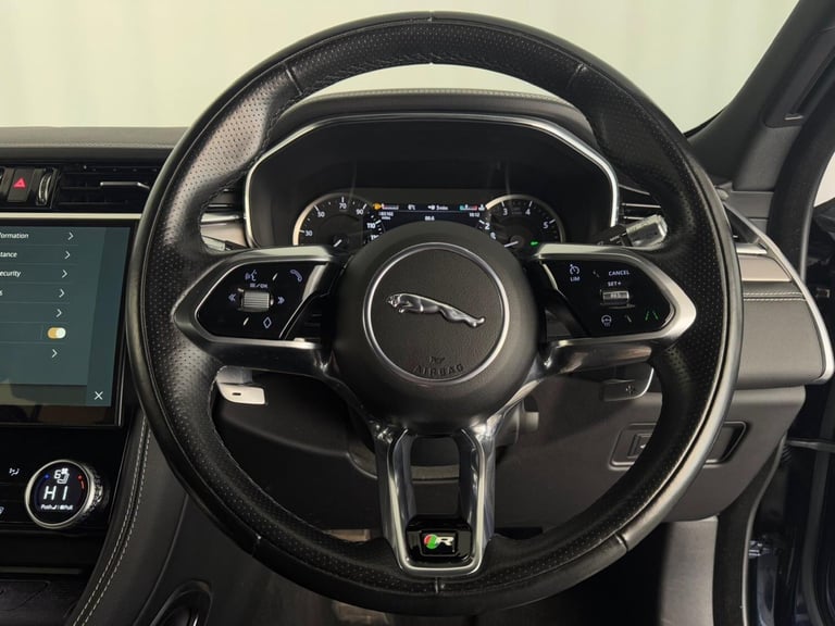 2022 Jaguar F-Pace 2.0 P250i R-Dynamic S Auto AWD Euro 6 (s/s) 5dr ESTATE Petrol Automatic