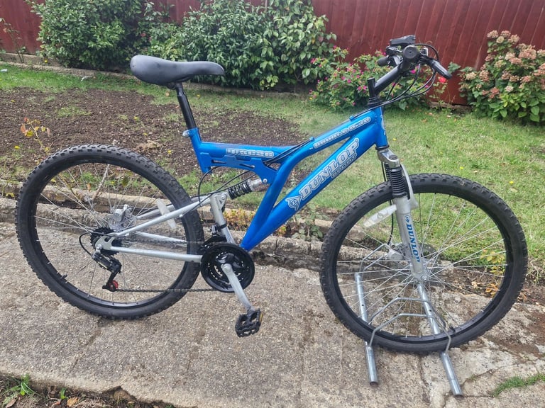 image for BOYS MENS GENTS ADULTS DUNLOP 26 INCH WHEELS 18 INCH FRAME 18 SPEED DICS BRAKE BIKE BICYCLE