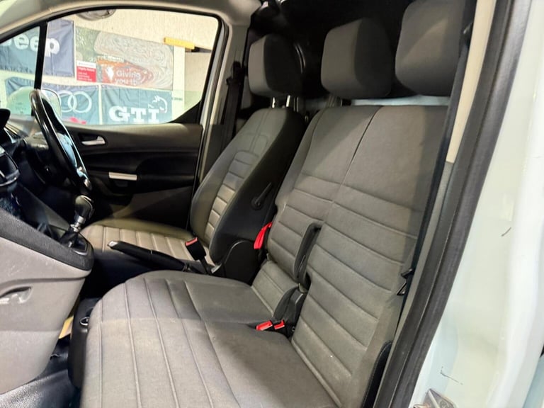 FORD TRANSIT CONNECT 1.5 240 EcoBlue Limited L2 Euro 6 (s/s) 5dr 2019
