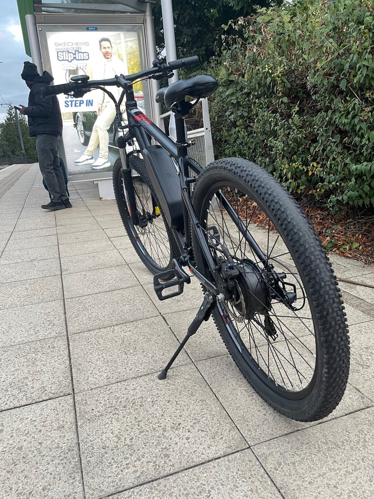 Eleglide M2 Ebike Road Legal *Needs New Screen*