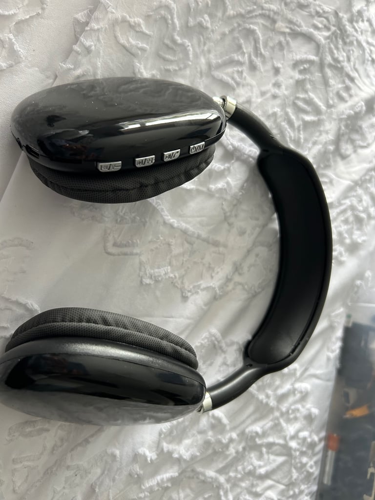 P9 max headphones black Bluetooth 