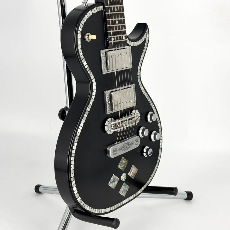 2015 Zemaitis Custom Shop Superior Series CSSU-101 - Black Diamond - Trades