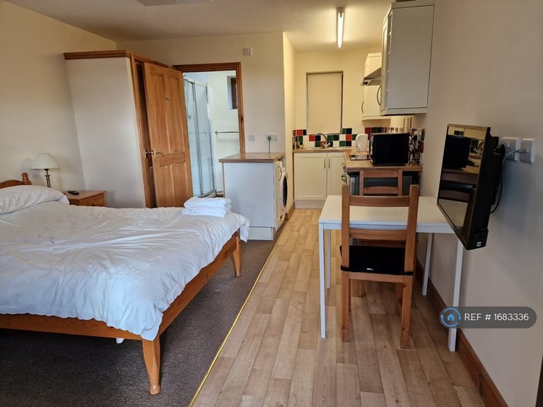 1 bedroom house in Cadeby Lane, Nr Nuneaton, CV13 (1 bed) (#1683336)