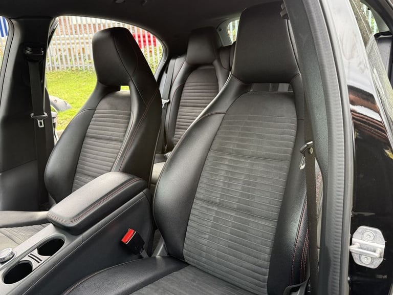 2018 Mercedes-Benz A-Class A160 AMG Line 5dr HATCHBACK PETROL Manual