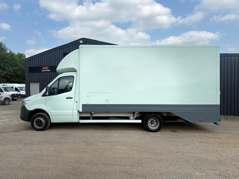 Mercedes Sprinter 2.1 516 Covered vehicle transporter racecar RWD L2 Euro 6