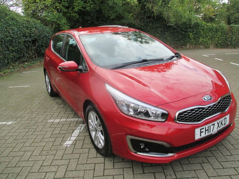 image for  Kia Ceed 1.6 CRDi 2 DCT Euro 6 (s/s) 5dr Diesel Automatic