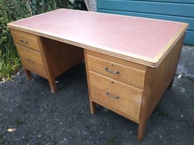 Vintage Desk mid 20th century executive leather topped desk with drawers