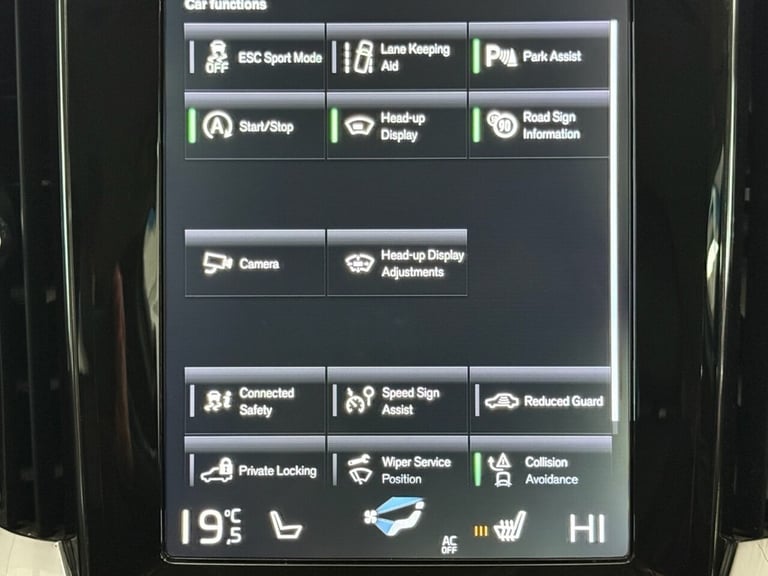 2019 68 VOLVO V60 2.0 D4 MOMENTUM ESTATE 5DR DIESEL AUTO EURO 6 (S/S) (190 PS) D