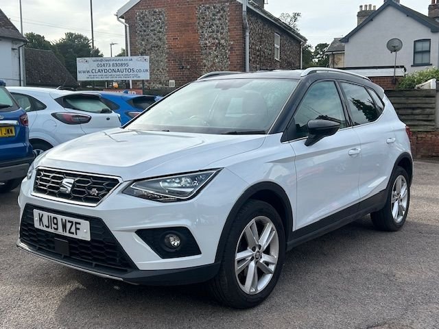 2019 SEAT Arona 1.6 TDI FR SUV 5dr DIESEL EURO 6 (s/s) (115 ps) WITH SERVICE HISTORY  HATCHBACK D...