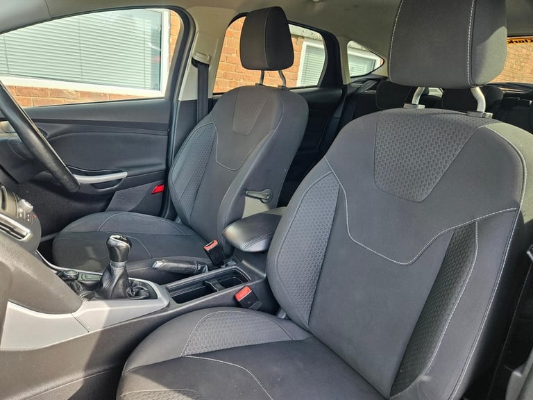 Ford Focus 1.0 EcoBoost zetec. Very clean with service history