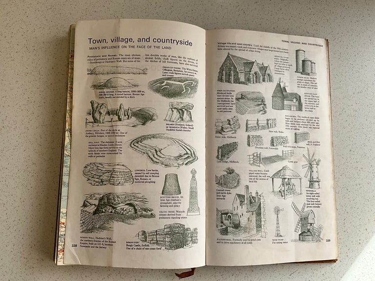 The Reader's Digest AA Book of the Road - Vintage book 1967, Maps, Flowers, Butterflies, Sea shells