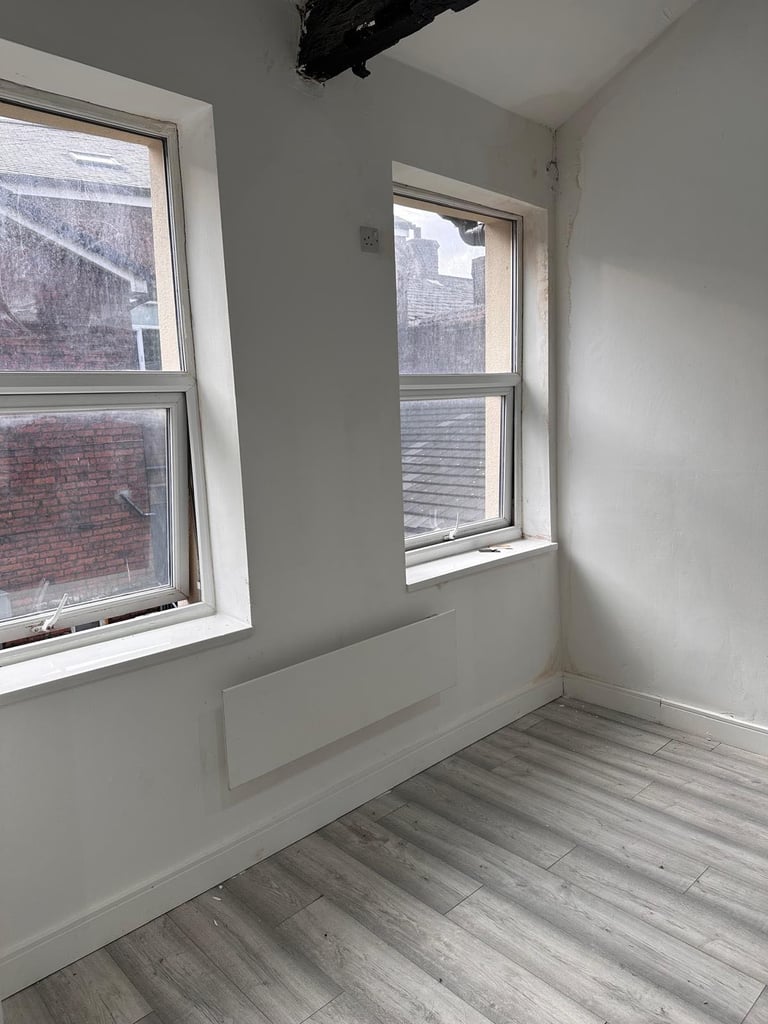 FARNWORTH 2 bedroom flat to rent