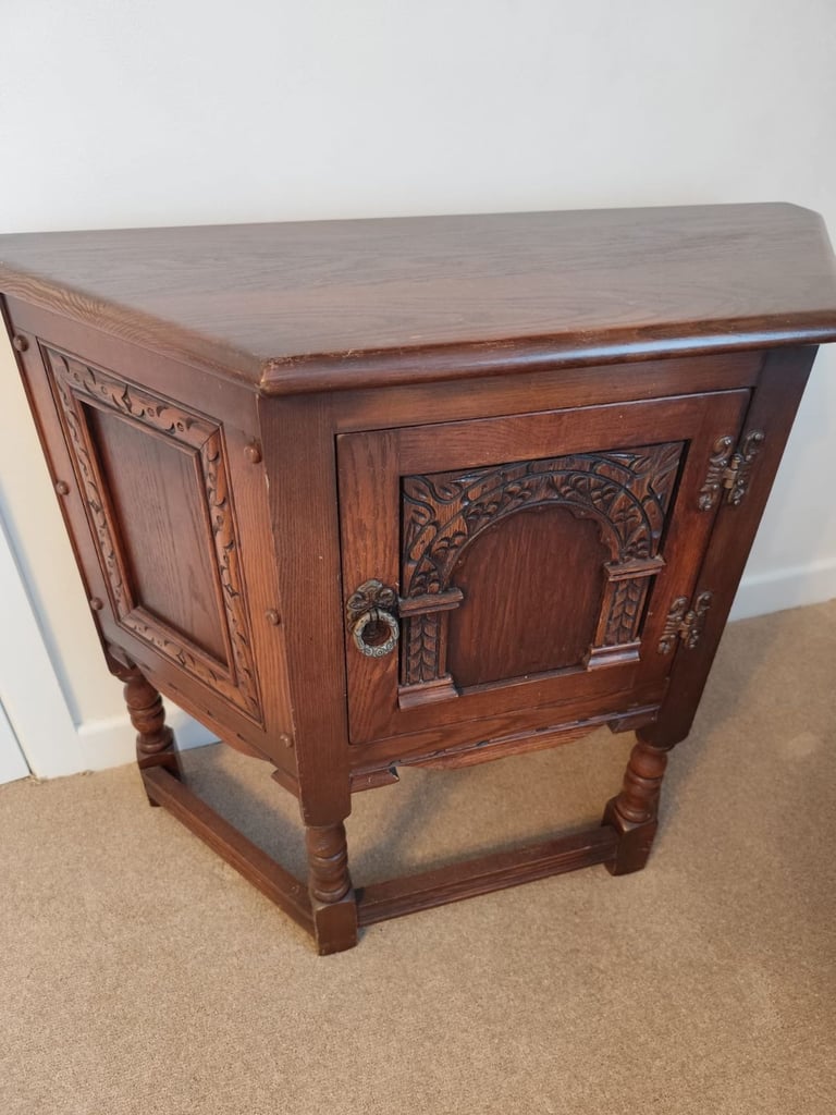 image for Mahogany & dark wood furniture