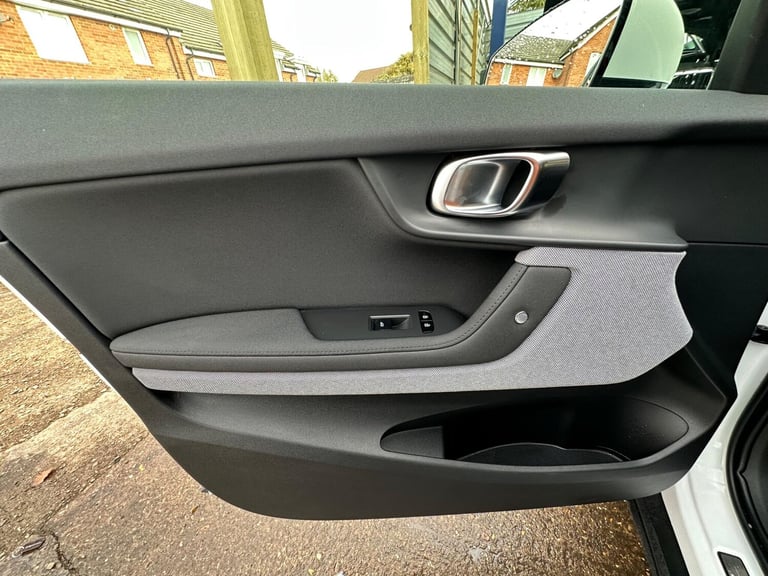 2020 Polestar Polestar 2 Dual Motor 78kWh Long Range Plus Pilot Fastback Auto 4WDE 5dr SALOON Ele...