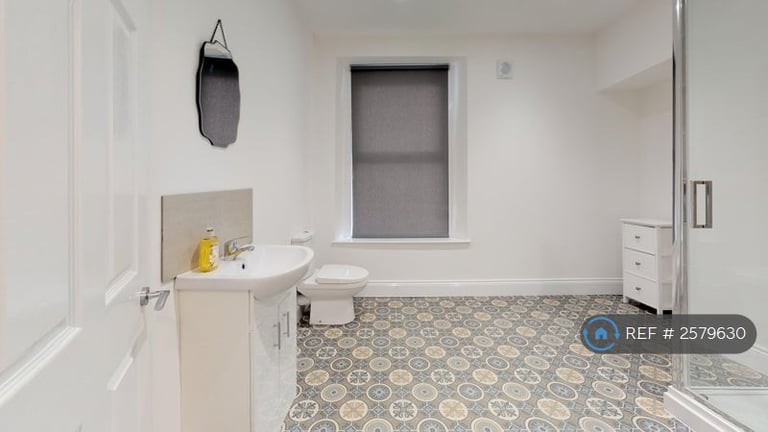 1 bedroom in West Hill Road, Plymouth, PL4 (#2579630)