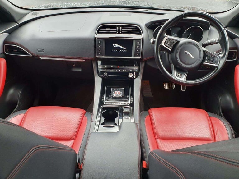 2017 Jaguar F-Pace 2.0 D180 R-Sport SUV 5dr Diesel Auto AWD Euro 6 (s/s) (180 ps) ESTATE Diesel A...