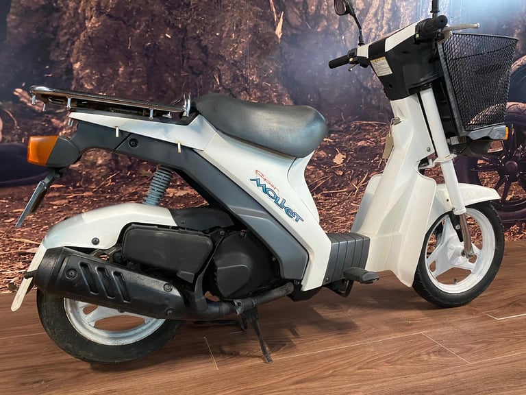 1992 JDM Suzuki Super Mollet 50 2-stroke scooter