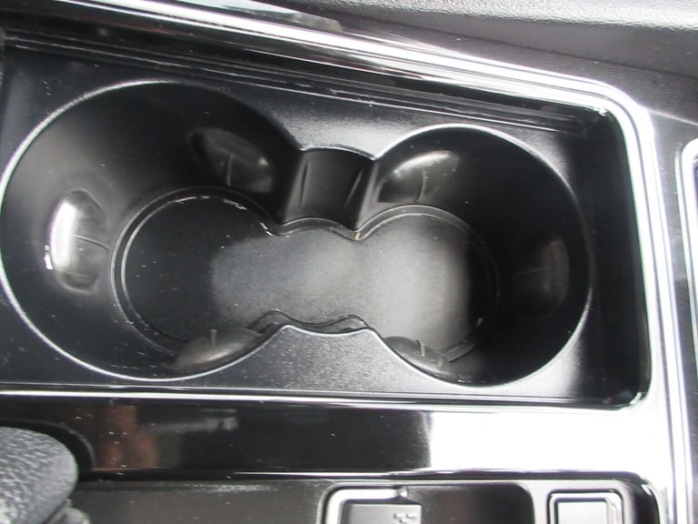 2017 Jaguar F-Pace 2.0d R-Sport 5dr Auto AWD ESTATE Diesel Automatic