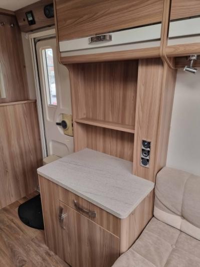 2015 Swift Challenger EVO 442 Used Caravan