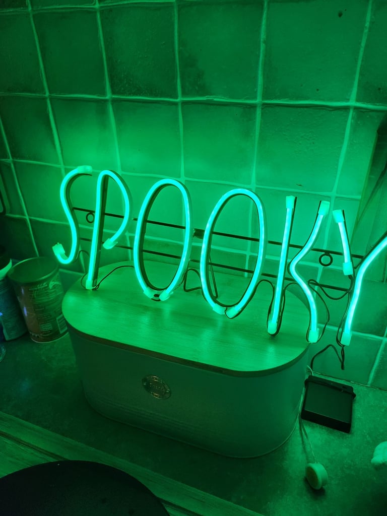 image for Halloween neon spooky siqn 