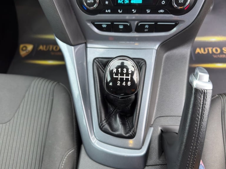 2014 Ford Focus 1.0 125 EcoBoost Titanium 5dr HATCHBACK PETROL Manual