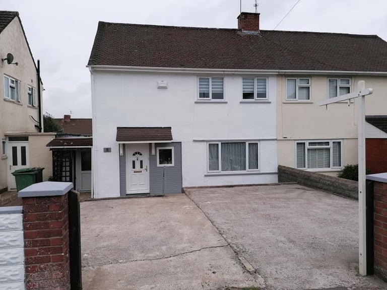  3 bedroom huge house 