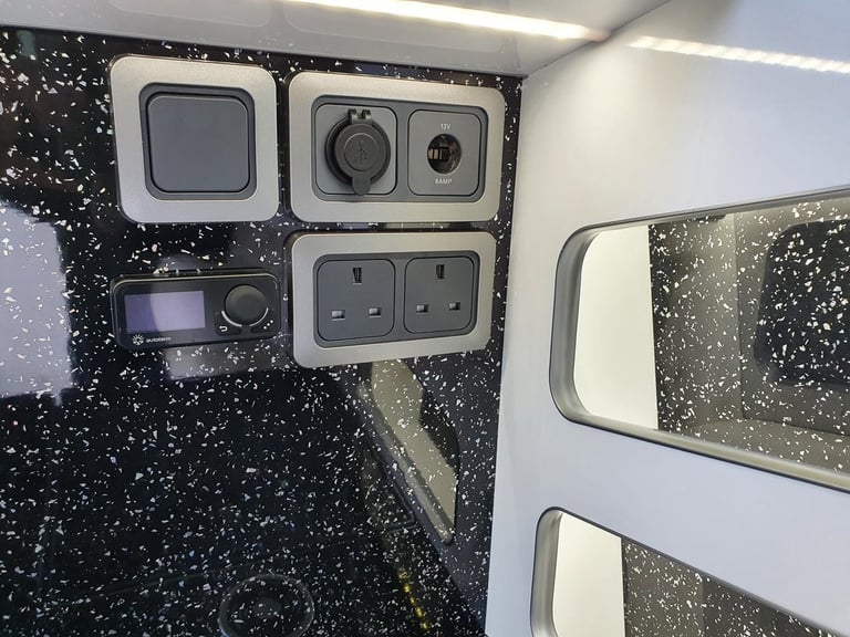 Ford Transit Custom SPEEDS EDITION Camper 130ps 4Berth,HIGH SPEC+ SPEEDS EDITION