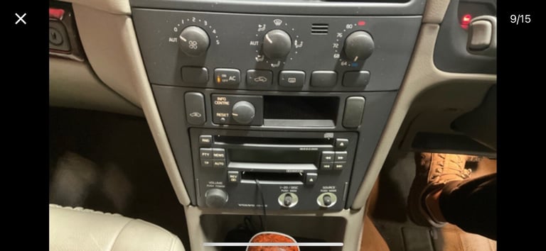 VOLVO V40 SE 2002