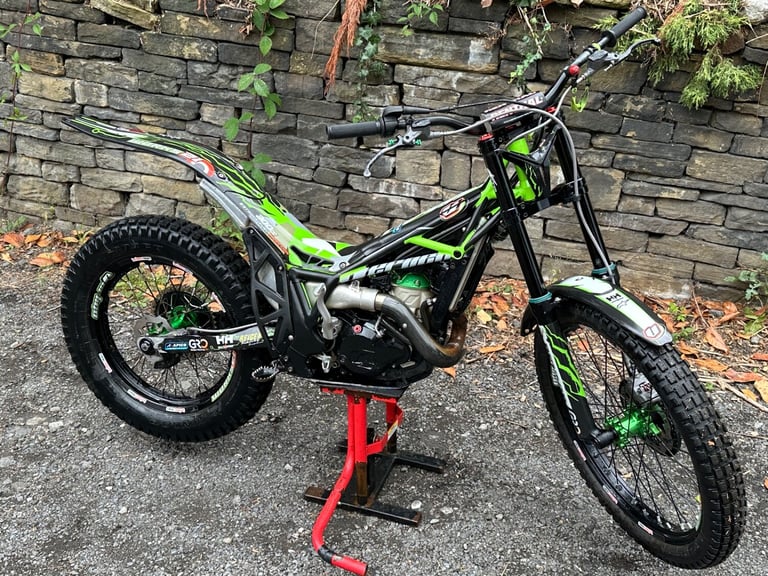 2021 VERTIGO COMBAT Combat Vertical 300 (21MY)  Petrol Manual
