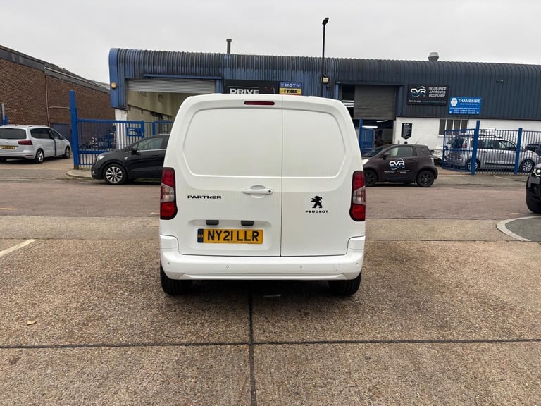 2021 Peugeot Partner 1000 1.5 BlueHDi 100 Professional Van PANEL VAN DIESEL Manual