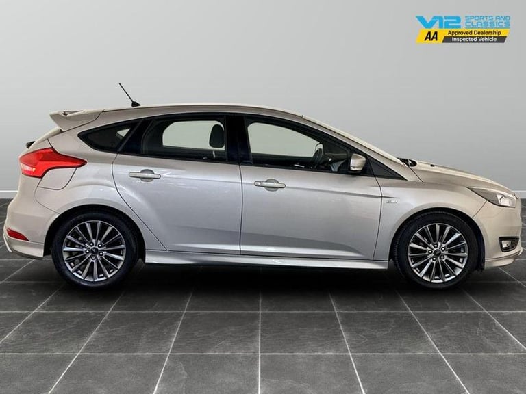 2018 Ford Focus 1.0T EcoBoost ST-Line Euro 6 (s/s) 5dr Manual Hatchback Petrol Manual