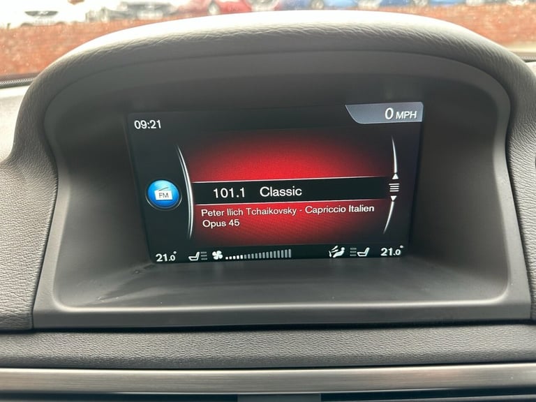 2014 Volvo XC70 D5 [215] SE Lux 5dr AWD Geartronic ESTATE DIESEL Automatic