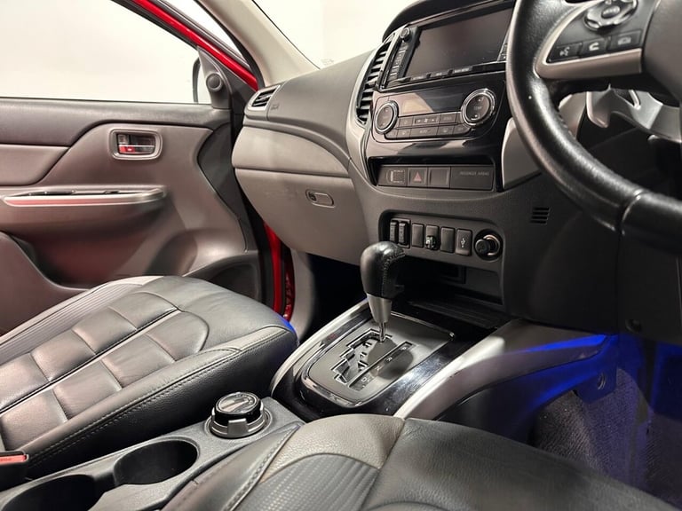 2016 Mitsubishi L200 2.4 DI-D DC Barbarian Pickup Double Cab 4dr Diesel Auto 4WD Euro 5 (178 ps) ...