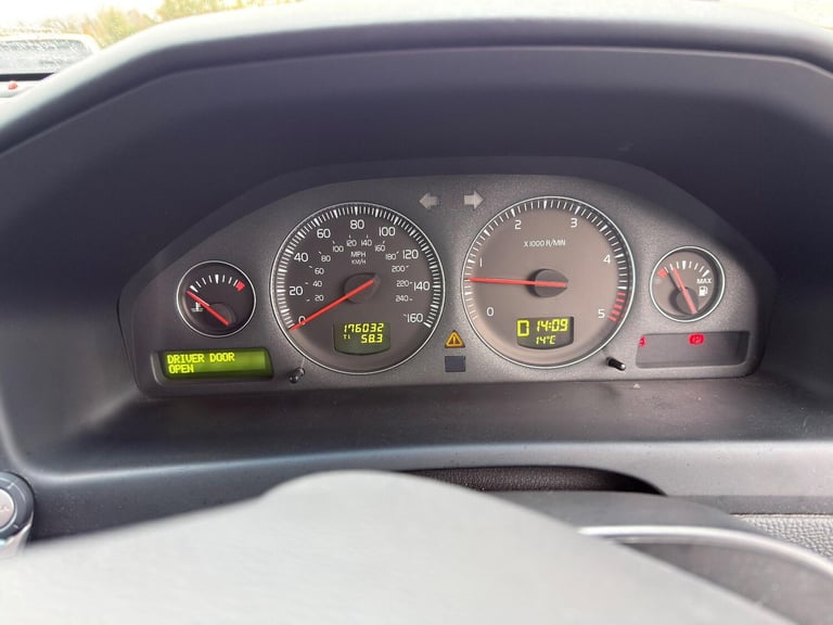 2006 Volvo S60 2.4D SE 4dr Geartronic SALOON DIESEL Automatic