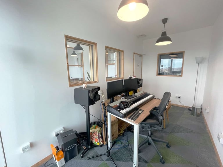 Music Studio | Beauty Room | Workspace | Creative Space in 102 Rookerty court, Leyton, E10 5FA