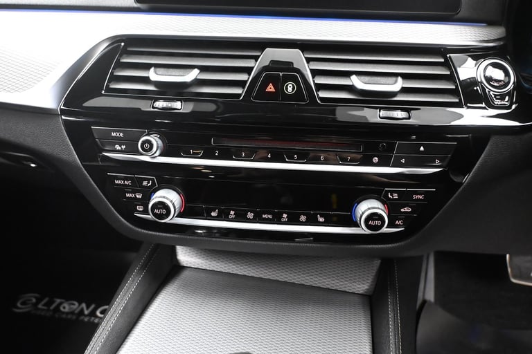 2018 BMW 5 Series 2.0 520d M Sport Auto xDrive Euro 6 (s/s) 4dr SALOON Diesel Automatic