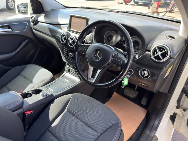 2012 Mercedes-Benz B-Class 1.6 B180 BLUEFFICIENCY MPV Petrol Automatic