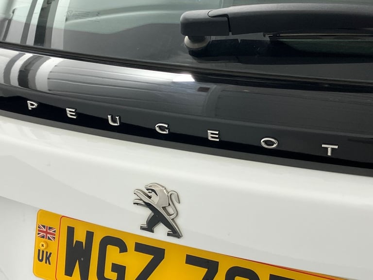 2022 Peugeot 2008 1.2 PureTech Active Premium 5dr Estate PETROL Manual
