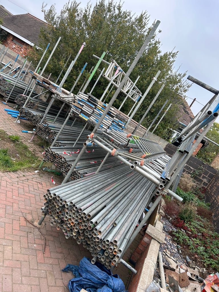 image for SCAFFOLDING 0.90 per ft. Boards £9