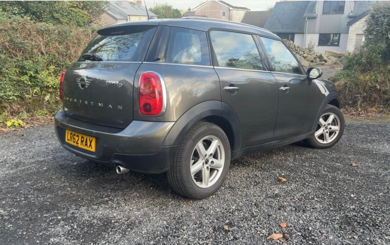 MINI Countryman 1.6 Cooper D (Diesel) – MOT until June 26 & Low Running Costs