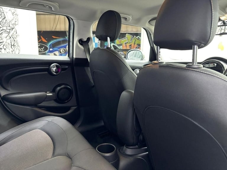 2019 MINI Hatch 1.5 Cooper Classic Hatchback 5dr Petrol Manual Euro 6 (s/s) (136 ps) Hatchback Pe...