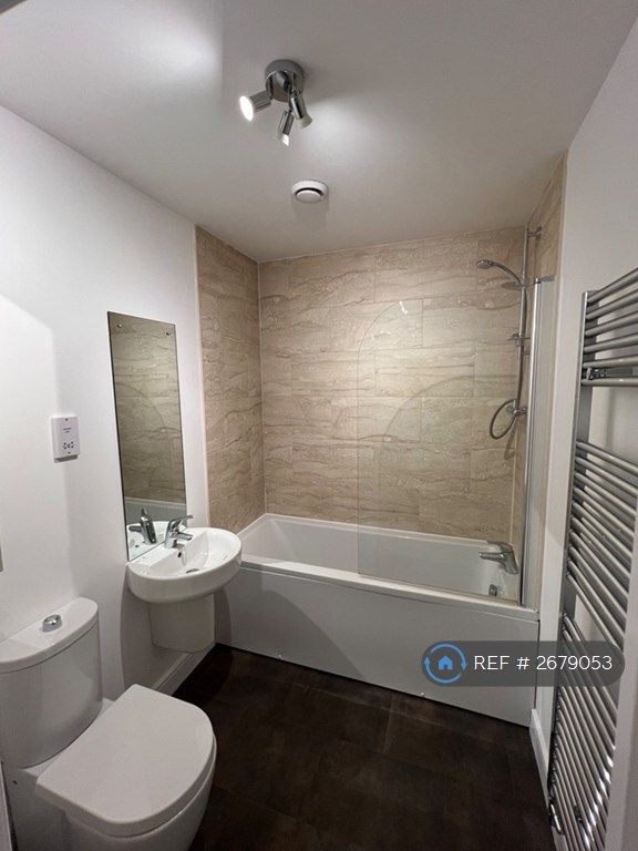 2 bedroom flat in Albion Drive, Aylesford, ME20 (2 bed) (#2679053)