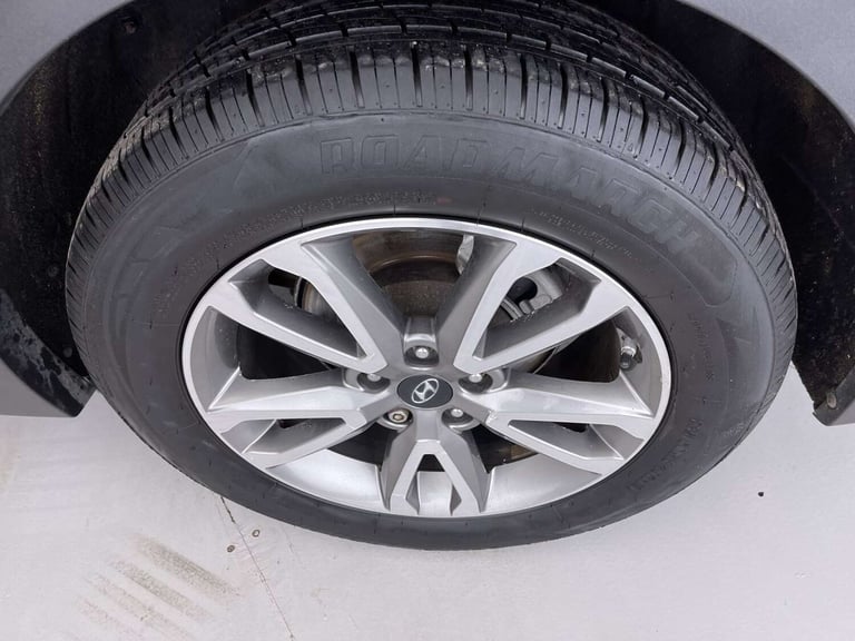 2014 Hyundai Santa Fe 2.2 CRDi Premium SUV 5dr Diesel Auto 4WD Euro 5 (5 seat) (194 bhp) PARK SEN...