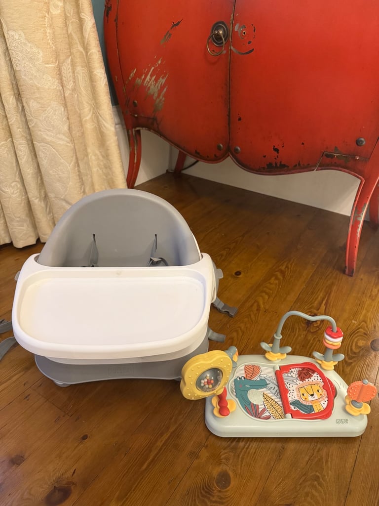 image for Bud 2-in-1 Booster Seat with Activity Tray 