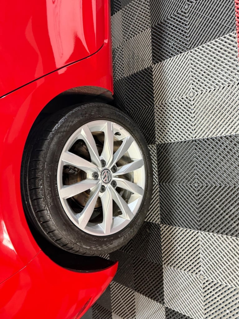 2017 Volkswagen Golf 1.6 TDI BlueMotion Tech GT Euro 6 (s/s) 5dr HATCHBACK Diesel Manual