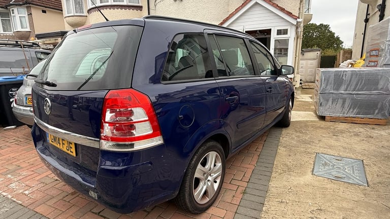 Cheap Vauxhall, ZAFIRA, MPV, 2014, Manual, 1796 (cc),5 doors for sale in Harrow, Greater London