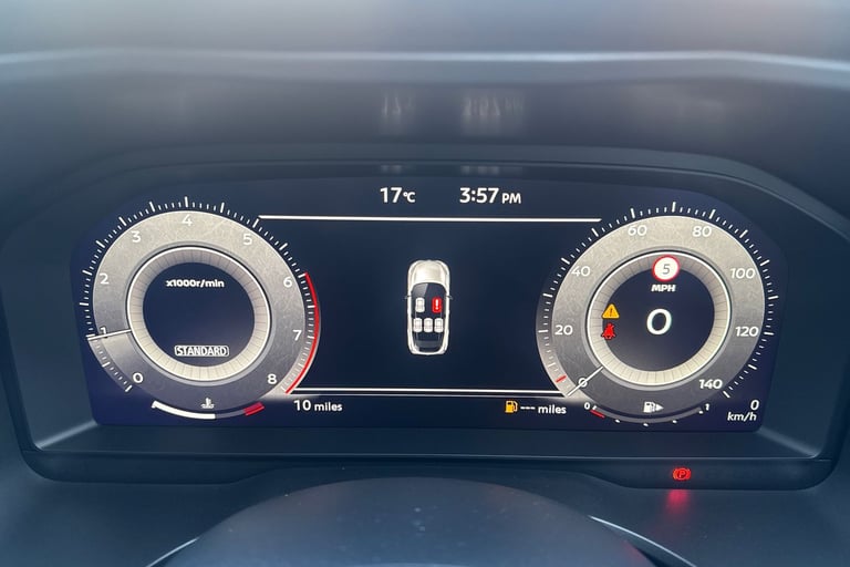 2025 Nissan Qashqai 1.3 DiG-T MH Tekna 5dr Hatchback Petrol Manual