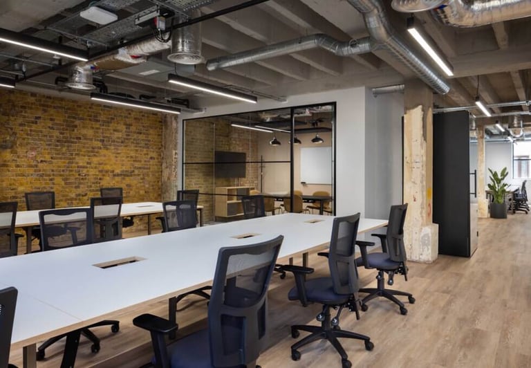 *Old Street* Private Serviced Offices: Units from 16 to 300 desks for rent EC1